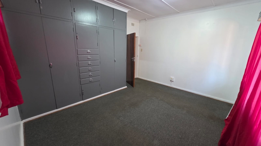 4 Bedroom Property for Sale in Songloed North West